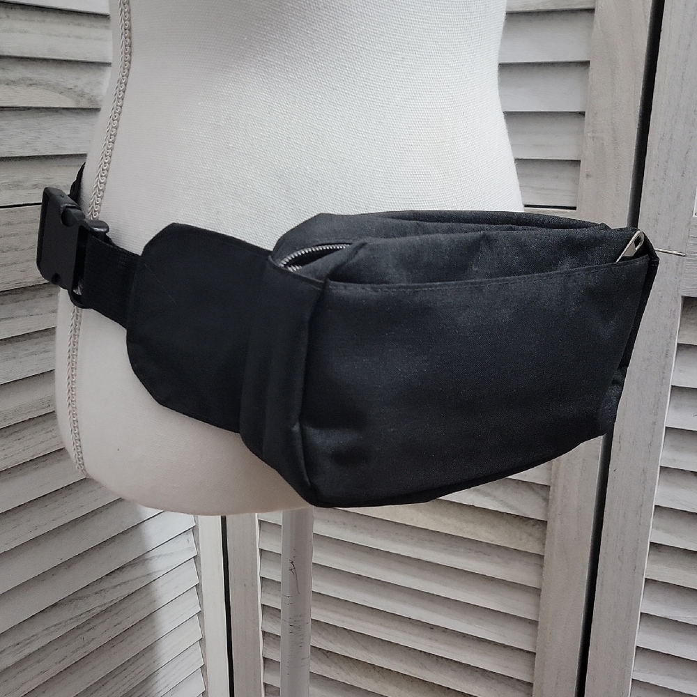 Unisex Black Three Pocket Zipper Closure Waist Travel Bag Fanny Pack
